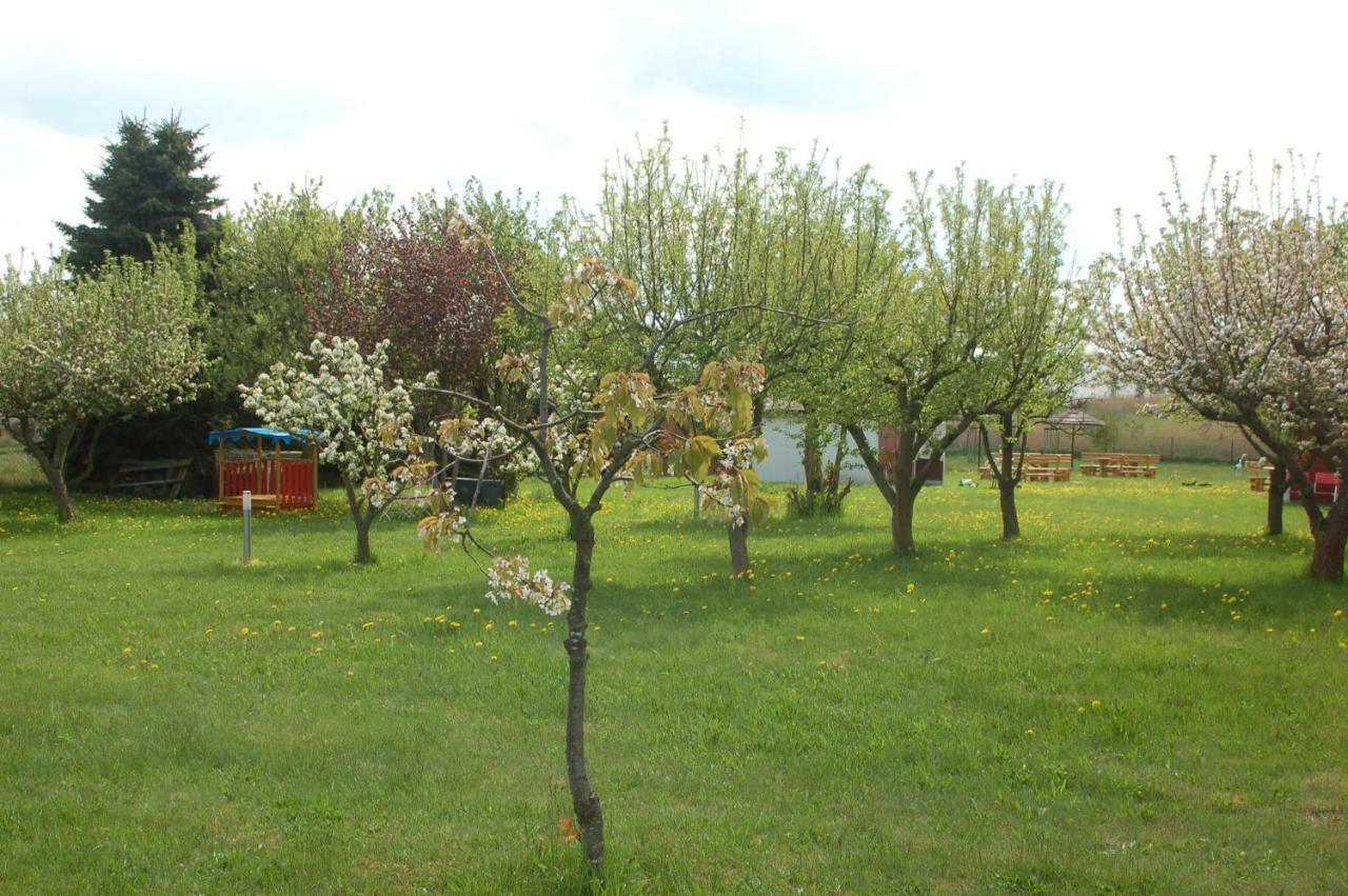 Pension Achteridyll Иккериц Экстерьер фото